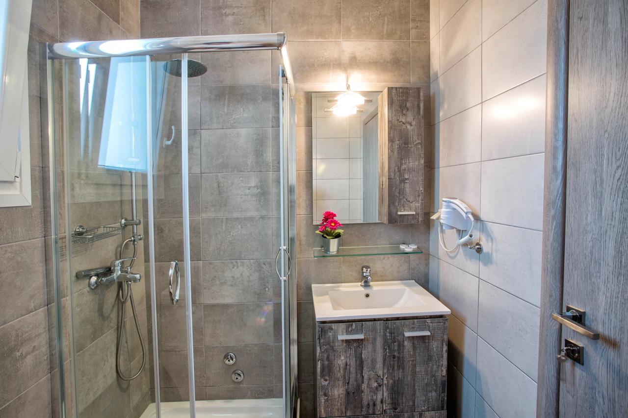 Apartment Isalos Nea Peramos (Macedonia)